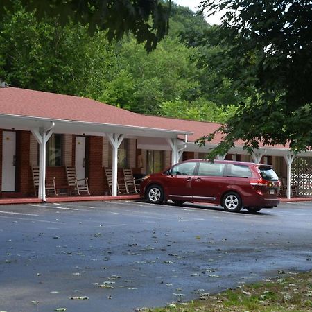 Travelowes Motel - แมกกีวาเลย์ ภายนอก รูปภาพ